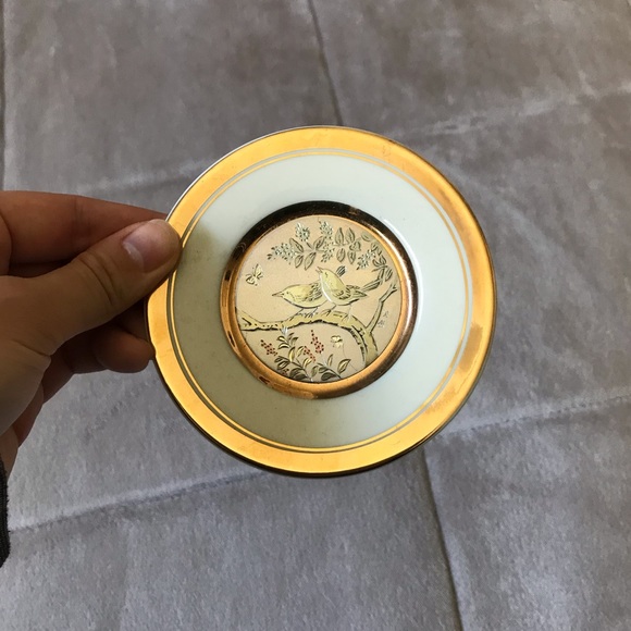 CHOKIN 24K GOLD EDGED PLATE w/ STAND✨